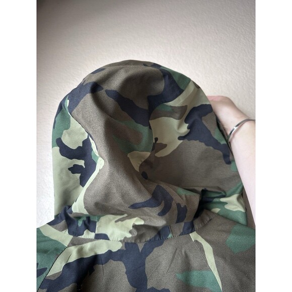 US Military Gore-Tex Woodland Camo Cold Weather Hooded Parka Jacket Small/Reg - Picture 9 of 13
